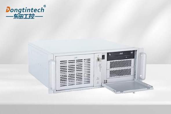 環境工程在使用工控機.png