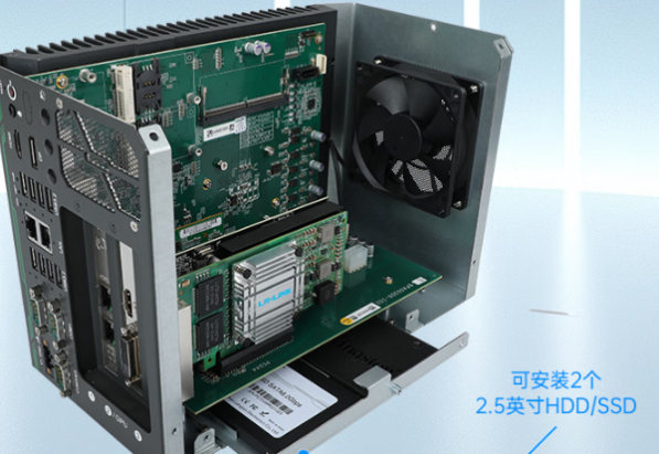 東田嵌入式工控機結構.png